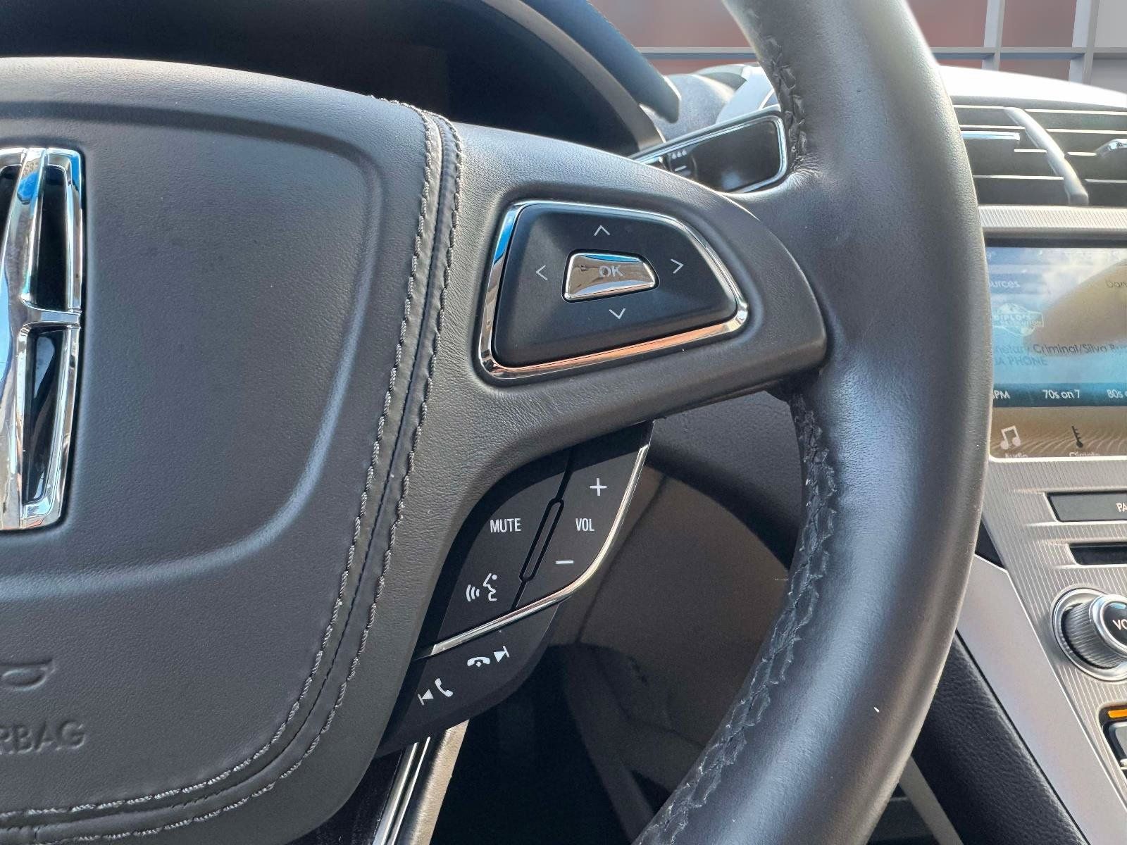 Used 2018 Lincoln MKZ Reserve w/ Climate Package AWD/4WD image 30