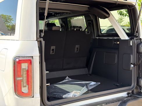 New 2026 Ford Bronco Outer Banks AWD/4WD image 8