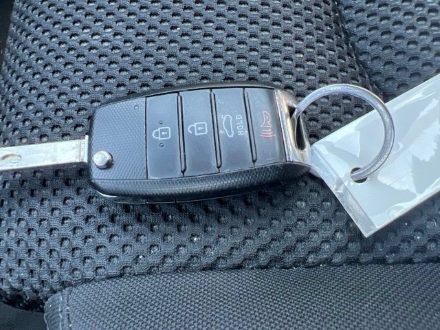 Used 2019 Kia Optima LX FWD image 32