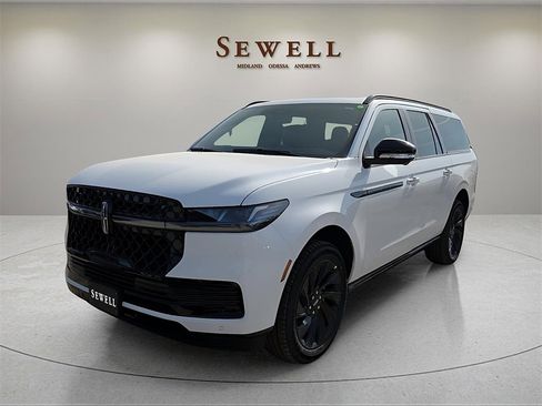 New 2026 Lincoln Navigator L Reserve w/ Jet Appearance Package image 1