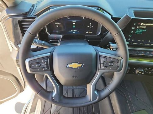 Used 2026 Chevrolet Silverado 1500 LT w/ Protection Package AWD/4WD image 17