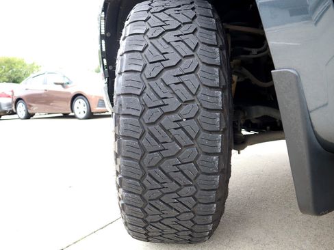 Used 2021 Chevrolet Silverado 1500 LT w/ Z71 Off-Road Package image 25