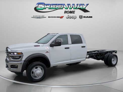 New 2026 RAM 5500 Tradesman AWD/4WD image 6