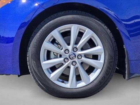 Used 2025 Toyota Corolla SE FWD image 24
