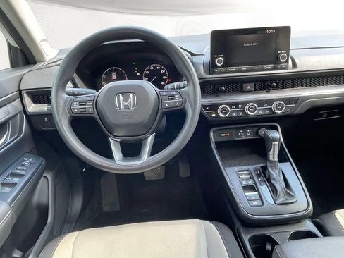 Used 2024 Honda CR-V EX image 11
