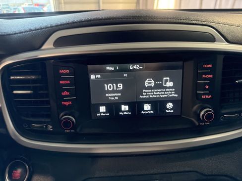 Used 2020 Kia Sorento EX FWD image 26