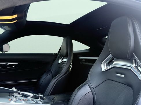 Used 2018 Mercedes-Benz AMG GT C image 18