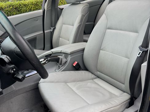 Used 2006 BMW 530i Sedan image 10