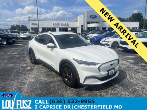 Used 2021 Ford Mustang Mach-E Select w/ Comfort/Technology Package AWD/4WD image 1