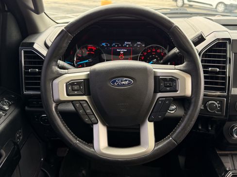 Used 2020 Ford F250 Lariat w/ Lariat Ultimate Package AWD/4WD image 20