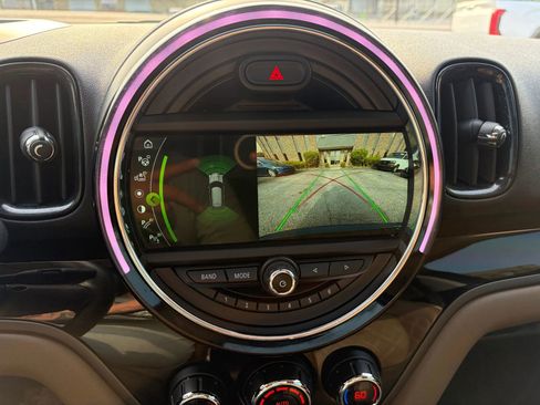 Used 2017 MINI Cooper Countryman FWD image 16