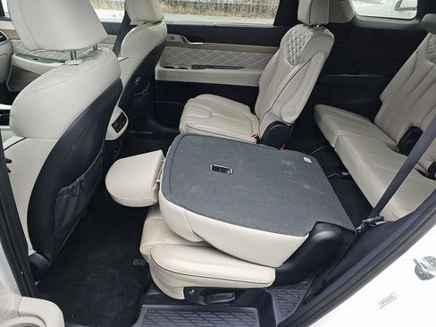 Used 2022 Hyundai Palisade Calligraphy image 12