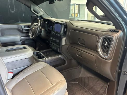 Used 2019 Chevrolet Silverado 1500 LTZ w/ LTZ Plus Package AWD/4WD image 12