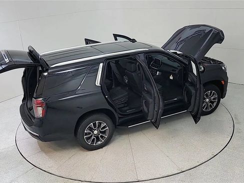 Used 2023 Chevrolet Tahoe LT w/ LT Signature Package AWD/4WD image 51
