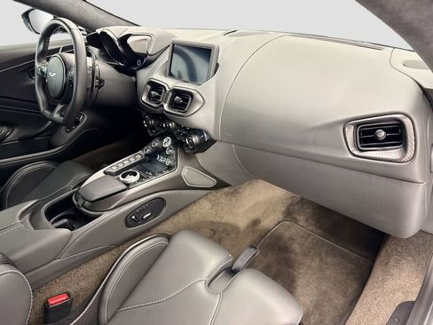 Used 2023 Aston Martin V12 Vantage RWD image 16