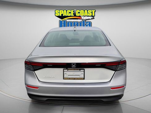 Used 2024 Honda Accord EX image 6