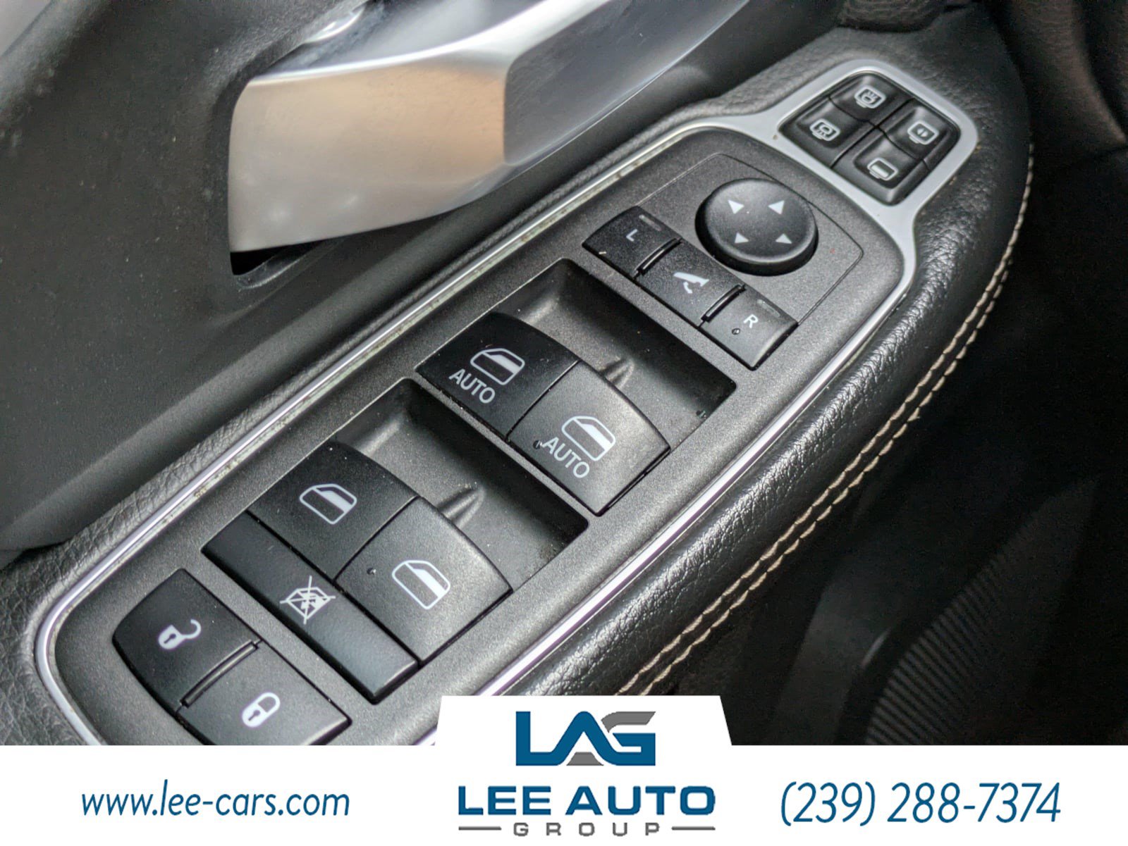 Used 2024 RAM 3500 Big Horn w/ Night Edition AWD/4WD image 19