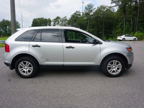 Used 2012 Ford Edge SE FWD image 19