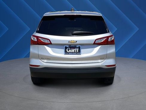Used 2020 Chevrolet Equinox LS AWD/4WD image 4