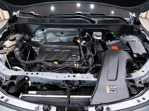 Used 2025 Buick Envista Sport Touring w/ Convenience I Package FWD image 24