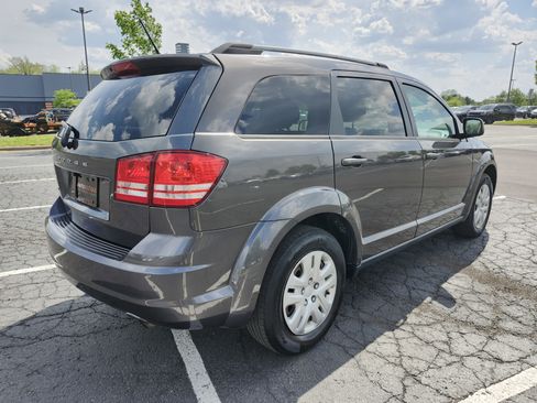 Used 2017 Dodge Journey SE FWD image 14
