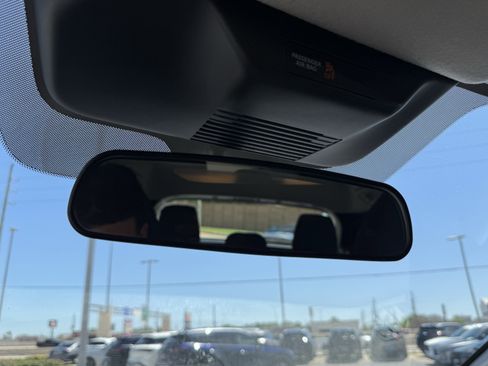 Used 2025 Nissan Kicks S FWD image 21