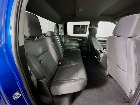 Used 2023 GMC Sierra 1500 Elevation image 11