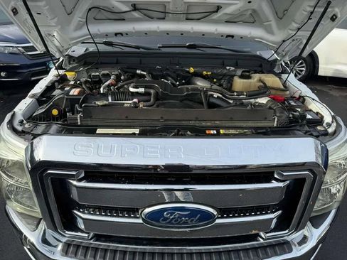 Used 2011 Ford F350 Lariat w/ Lariat Interior Pkg image 11