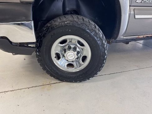 Used 2007 Chevrolet Silverado 2500 LT w/ Heavy-Duty Power Package AWD/4WD image 23