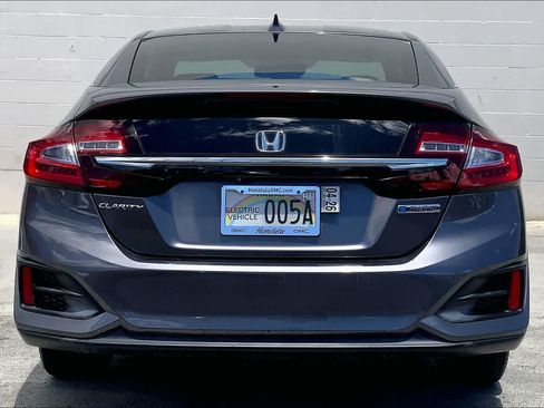 Used 2018 Honda Clarity Plug-In Hybrid image 5