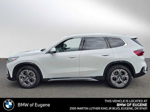 Used 2025 BMW X1 xDrive28i w/ Premium Package AWD/4WD image 6