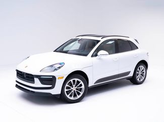 Certified 2023 Porsche Macan image 1