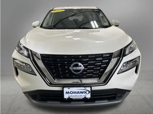 Used 2023 Nissan Rogue SV AWD/4WD image 9