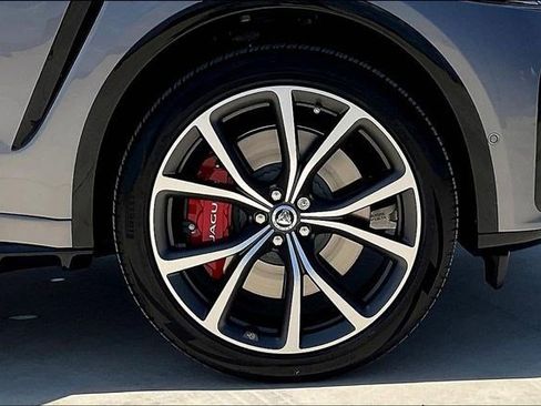 New 2026 Jaguar F-PACE SVR 575 Edition image 15