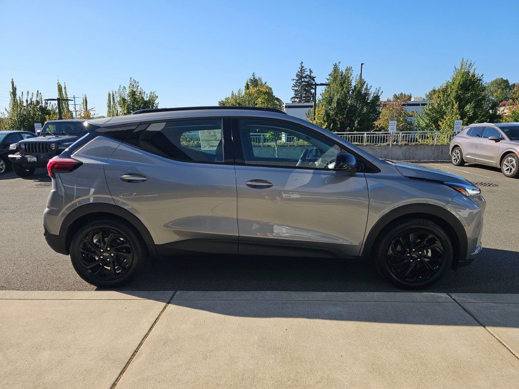 New 2027 Chevrolet Bolt RS w/ Technology Package FWD image 8