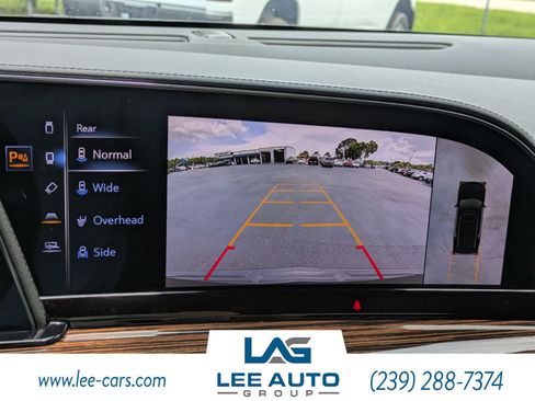 Used 2022 Cadillac Escalade ESV Premium Luxury RWD image 27