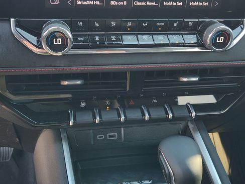 New 2026 Chevrolet Colorado Z71 w/ Technology Package image 14