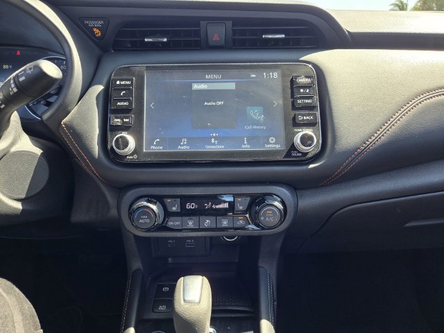 Used 2023 Nissan Kicks SR w/ SR Premium Package FWD image 13