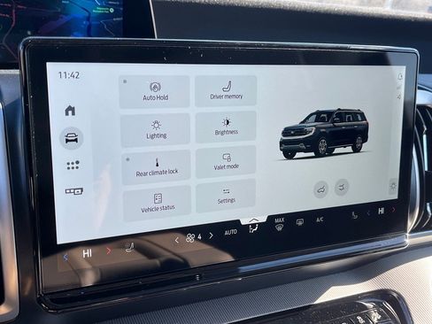 New 2025 Ford Expedition Max Active image 13