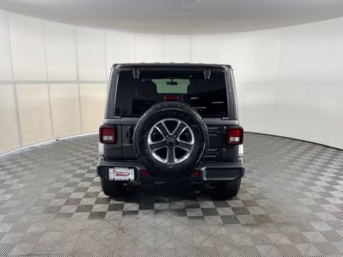 Used 2021 Jeep Wrangler Unlimited Sahara w/ Dual Top Group AWD/4WD image 6