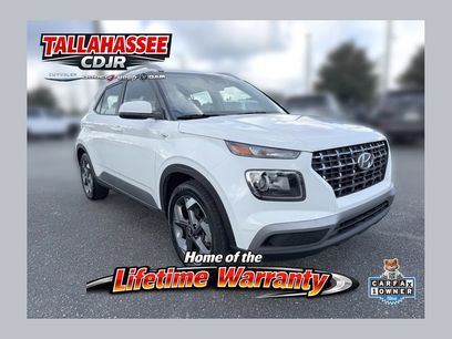 Used 2025 Hyundai Venue SEL