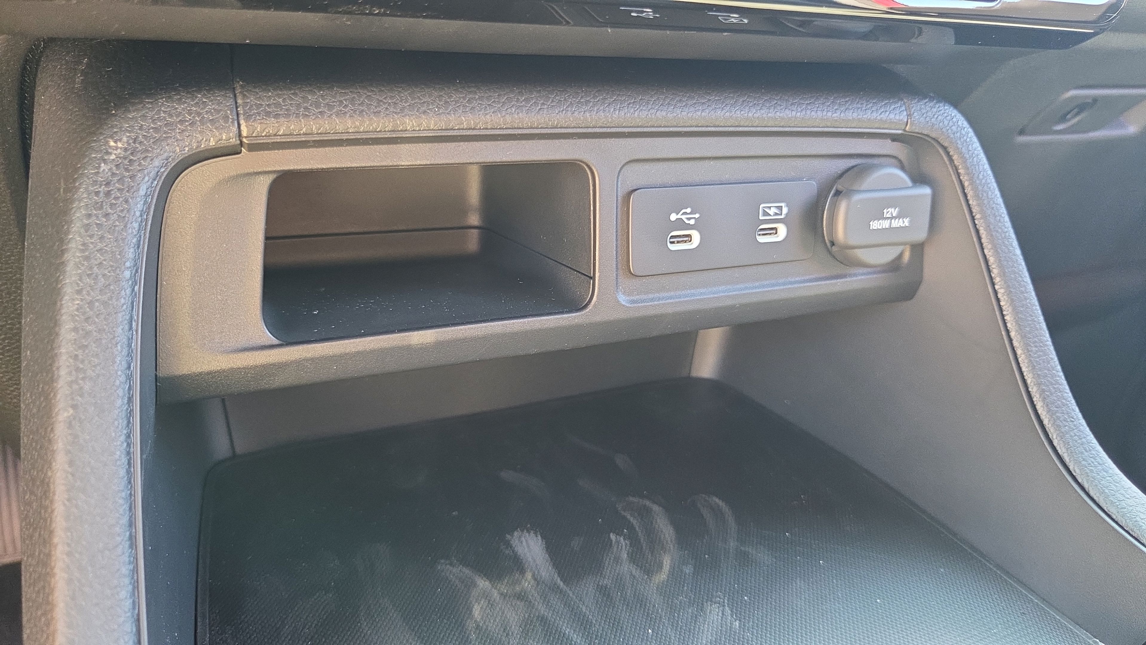 New 2026 Honda Pilot Sport image 18