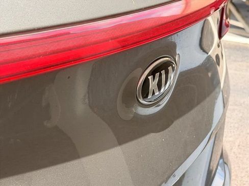 Used 2021 Kia Sportage LX FWD image 17