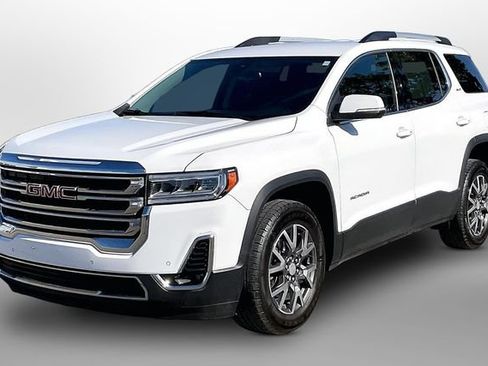 Used 2023 GMC Acadia SLT AWD/4WD image 3