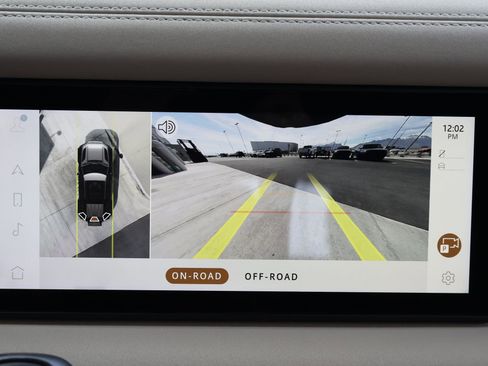 Certified 2023 Land Rover Defender 110 X-Dynamic SE image 20