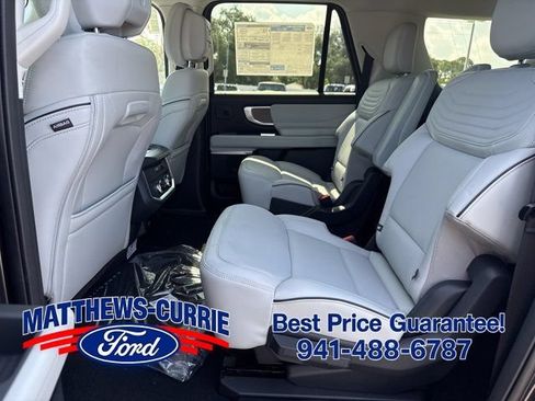 New 2026 Ford Expedition Max Platinum w/ Platinum Ultimate Package AWD/4WD image 13