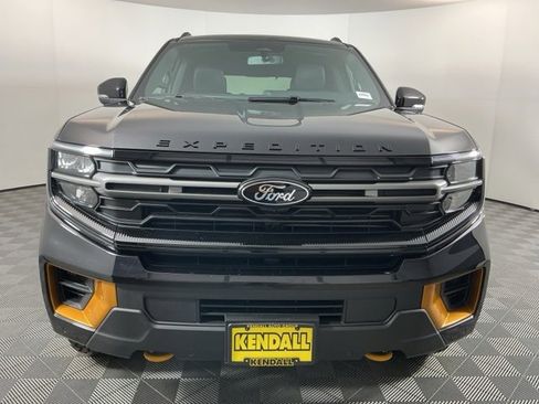 New 2026 Ford Expedition Tremor image 2