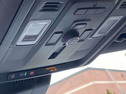 Used 2023 Chevrolet Tahoe High Country image 19