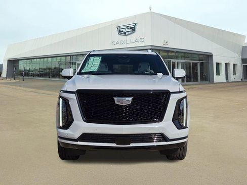 New 2026 Cadillac Escalade ESV Platinum Sport w/ LPO, ONYX Package image 2