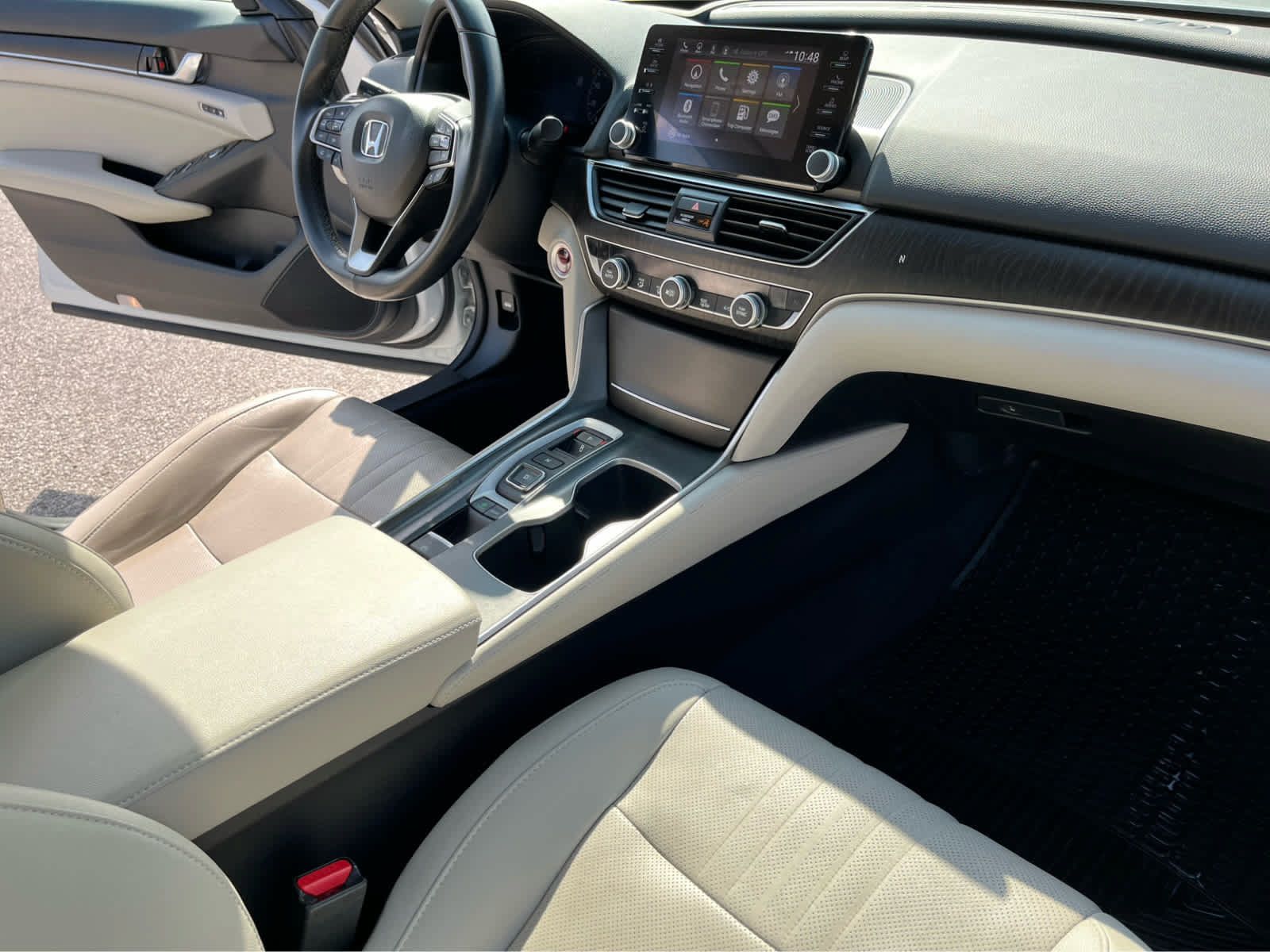 Used 2020 Honda Accord Touring image 37